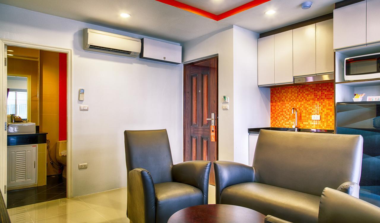 Family Residence Pattaya Exterior photo