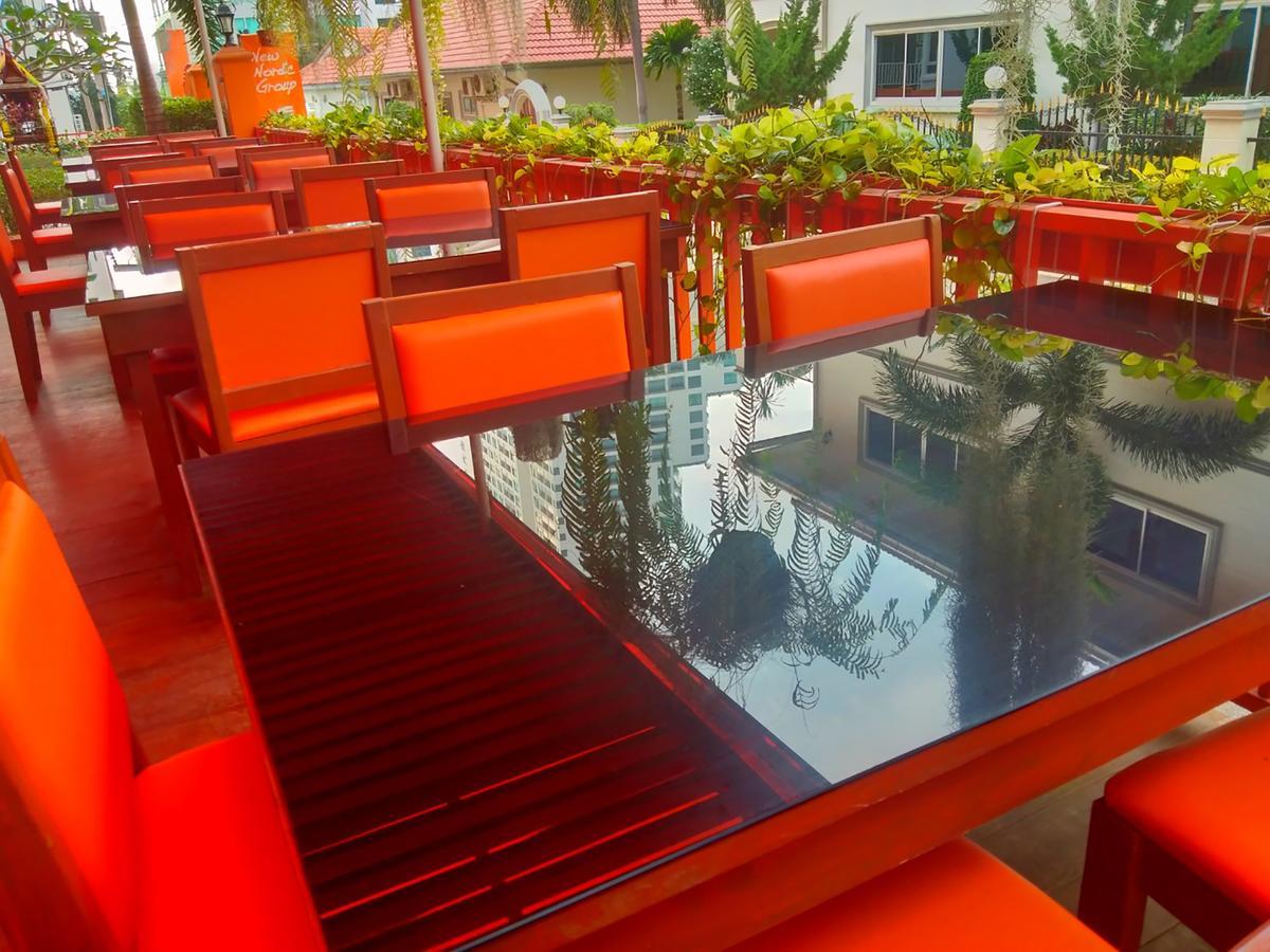 Family Residence Pattaya Exterior photo